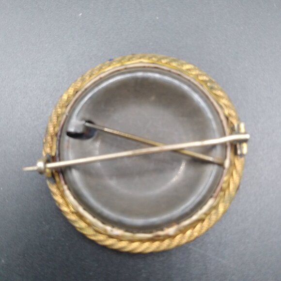 Vintage Photo Brooch Enamel Braid Gold Tone - Picture 4 of 4